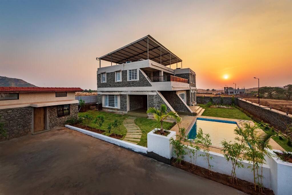 Stone Mansion By Phoenix Stays Igatpuri Exterior foto