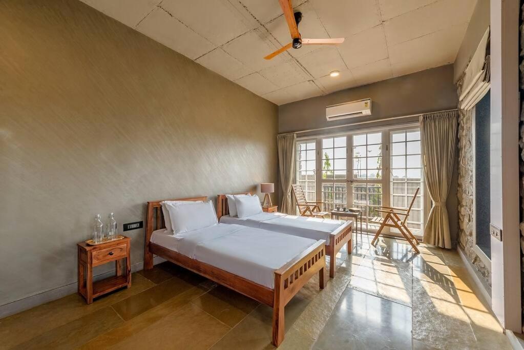 Stone Mansion By Phoenix Stays Igatpuri Exterior foto